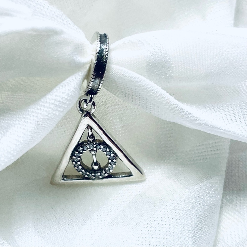 ⚡ NWOT Deathly Hallows Charm – Harry Potter ✨ - Picture 3 of 9